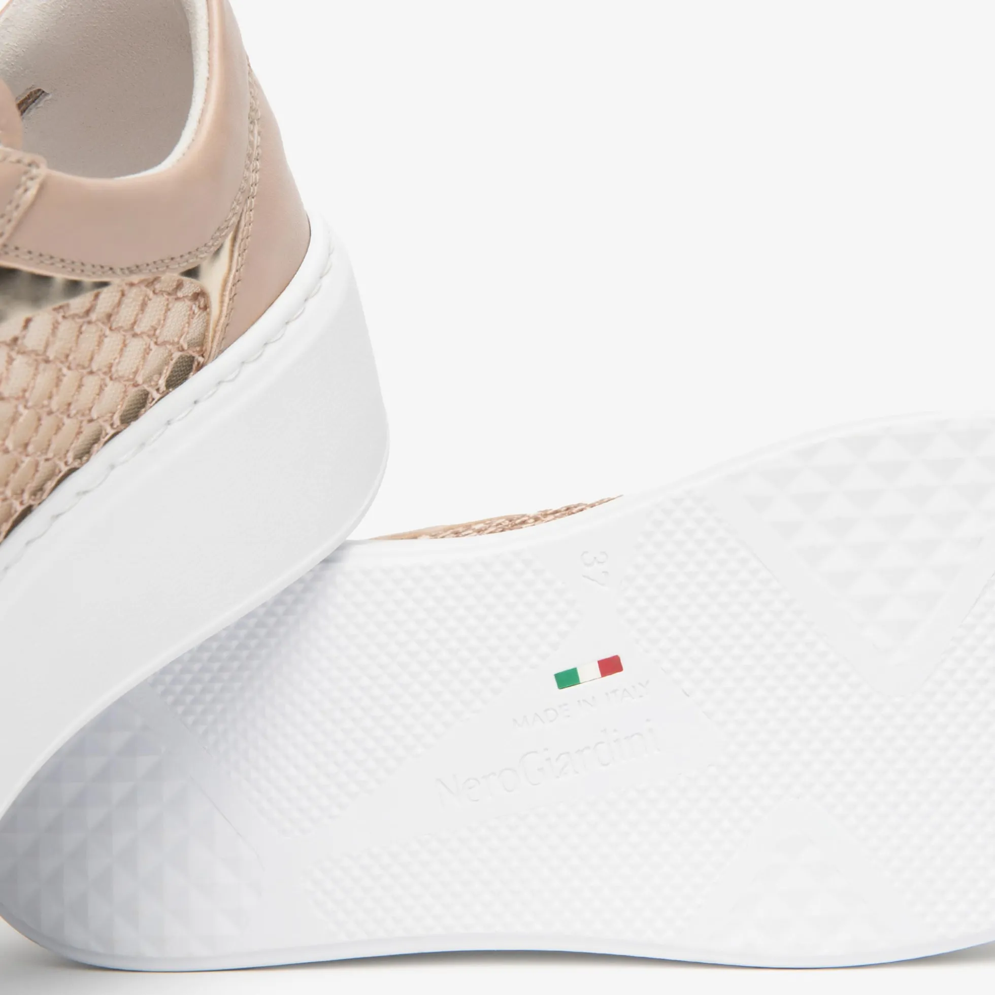 Sneakers NeroGiardini E615292D 677 E6152925292