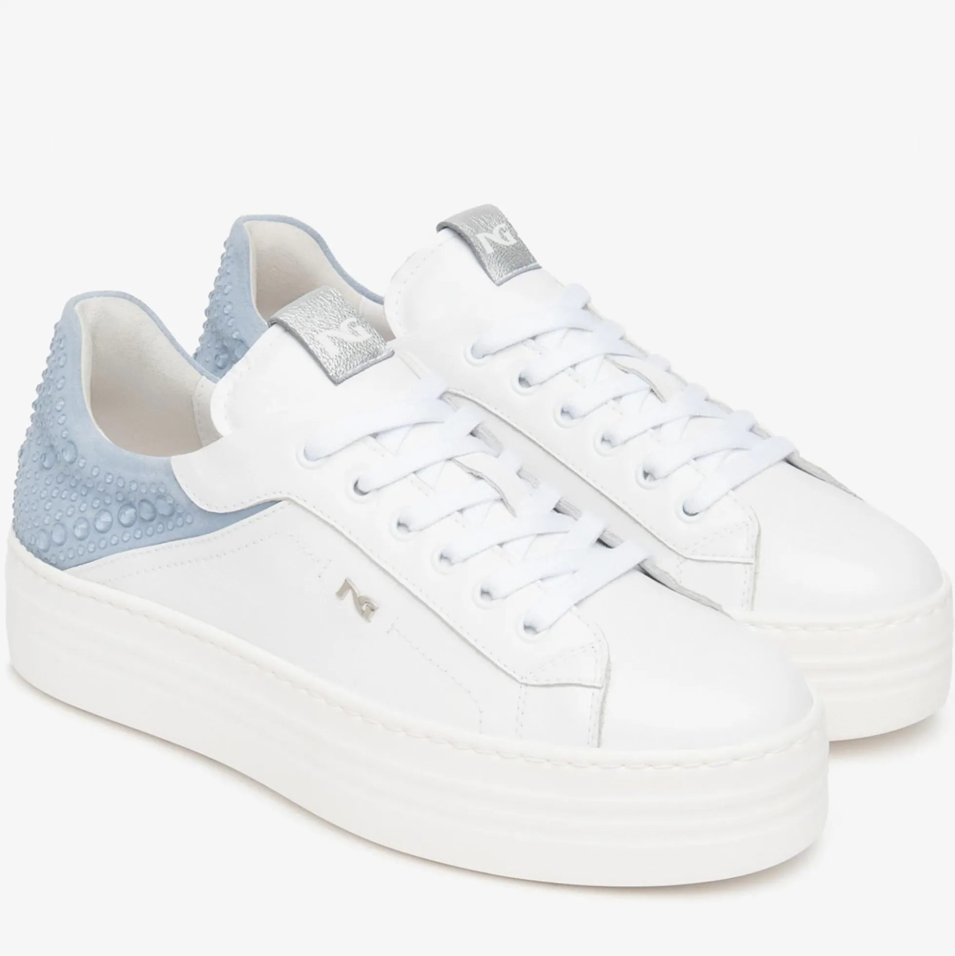 Sneakers NeroGiardini E6152300 707 E6153005300