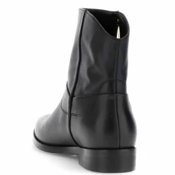 Stivaletto CafèNoir FB1500 scarpe donna in pelle con accessorio ovale nero